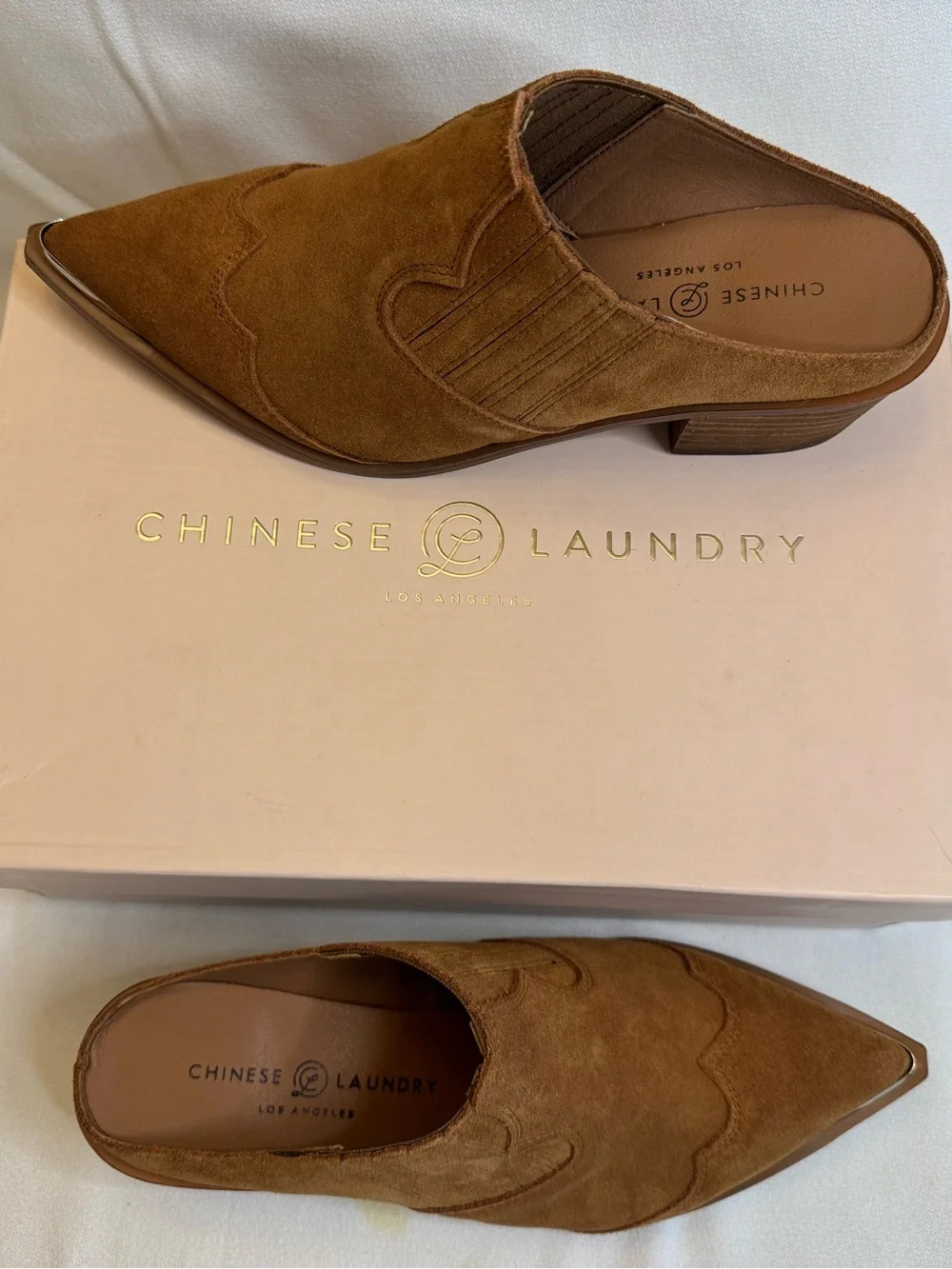 Chinese Laundry Marishka Western Suede Mules Tan 8 NIB New In Box Metal Toe Boho